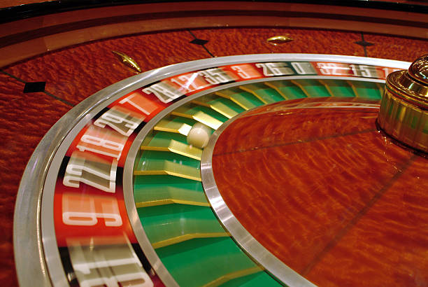 online138 slot mobile app interface showing football markets and live-dealer options